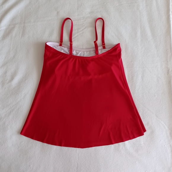 Venus Classic Bandeau Red Tankini Top, Size 6 - Picture 7 of 13
